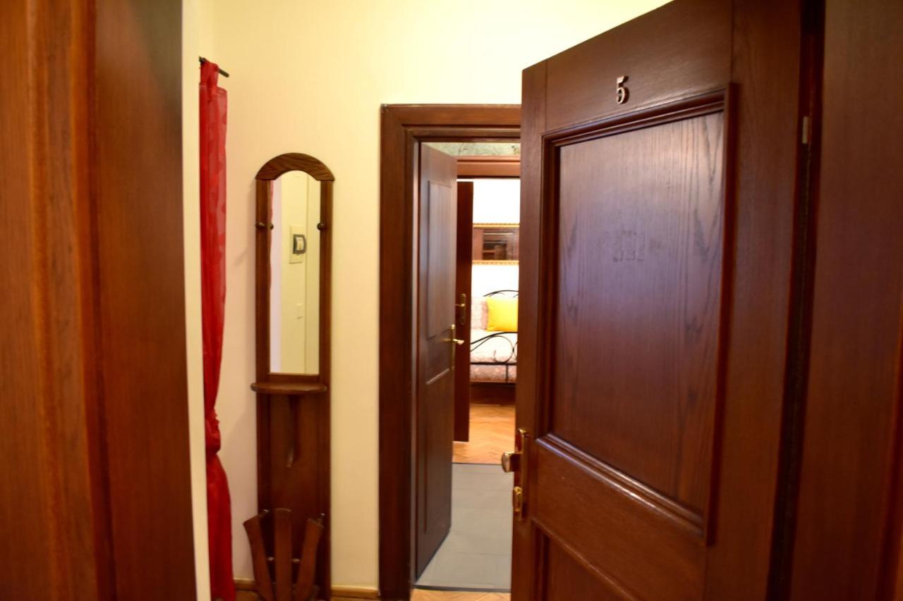 Apartment Lesser Town! Prague Luaran gambar