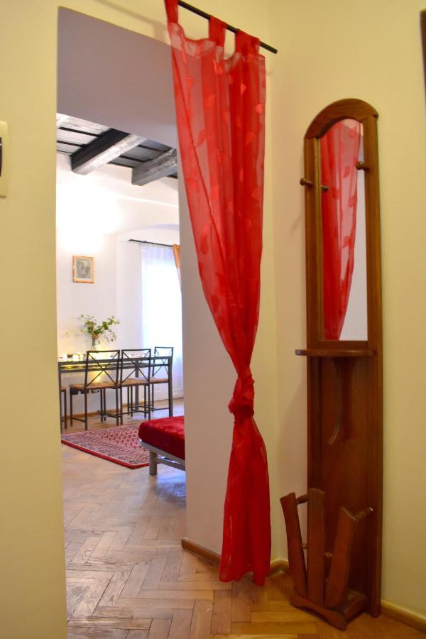 Apartment Lesser Town! Prague Luaran gambar